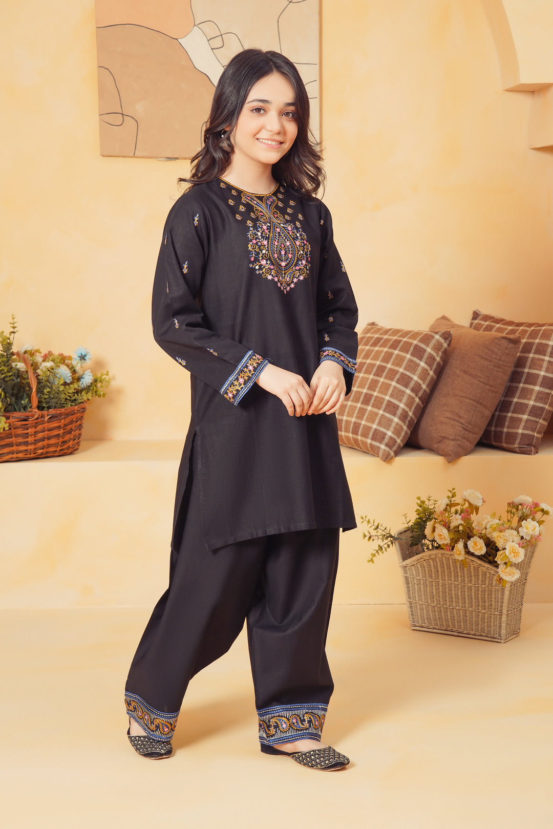 BLACKLILY KHADDER 2-PIECE