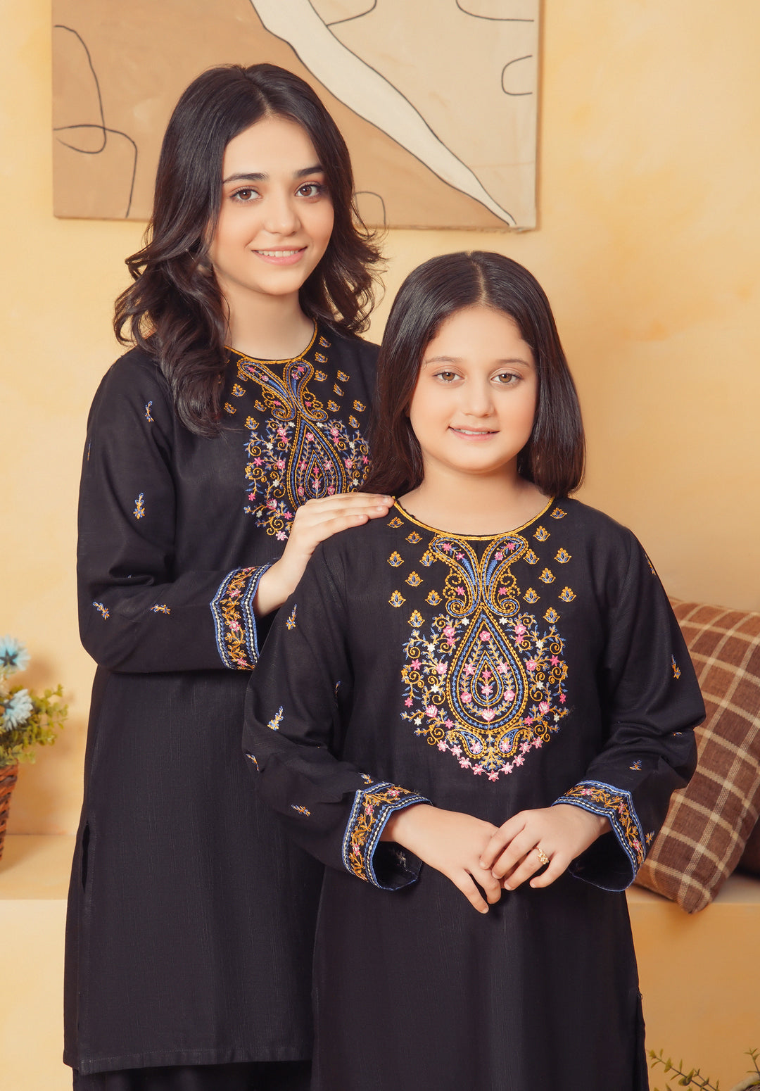 BLACKLILY KHADDER 2-PIECE