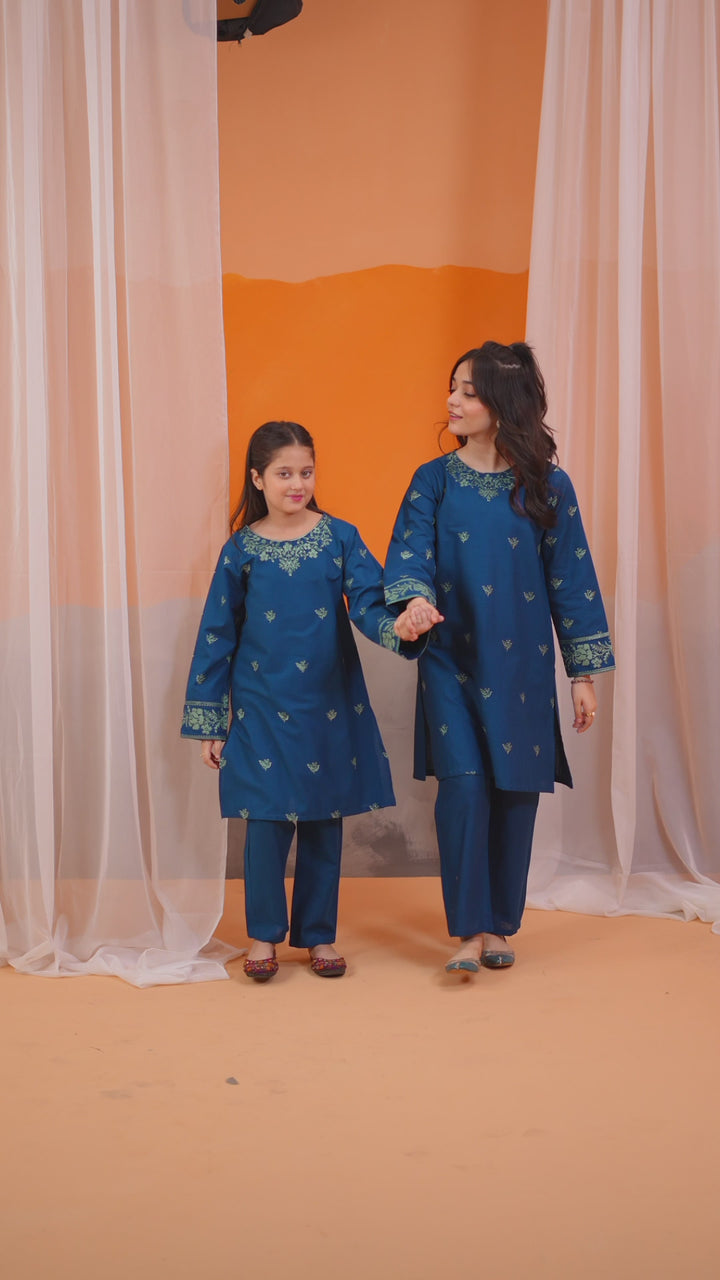 ZENOBIA KHADDER 2-PIECE